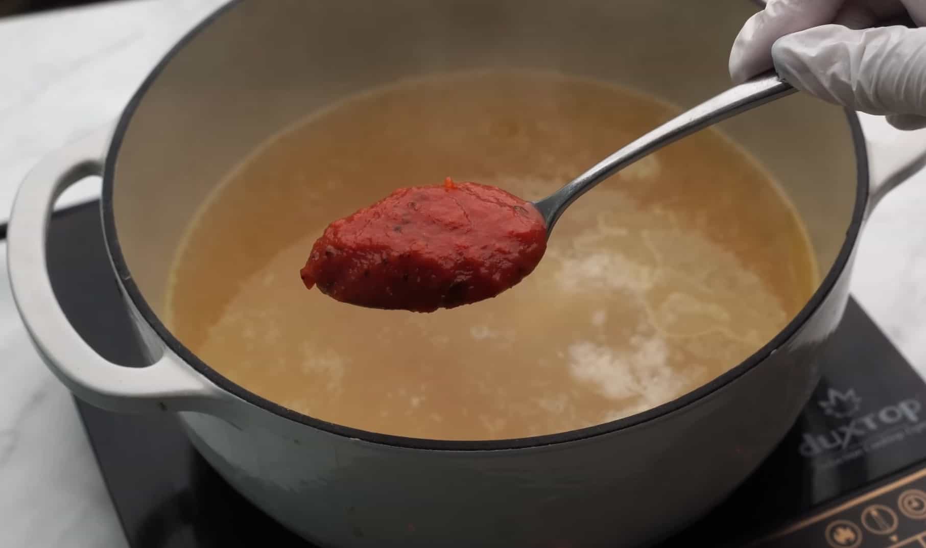 The Authentic Egyptian Molokhia with Chicken broth Arabic Food Tips