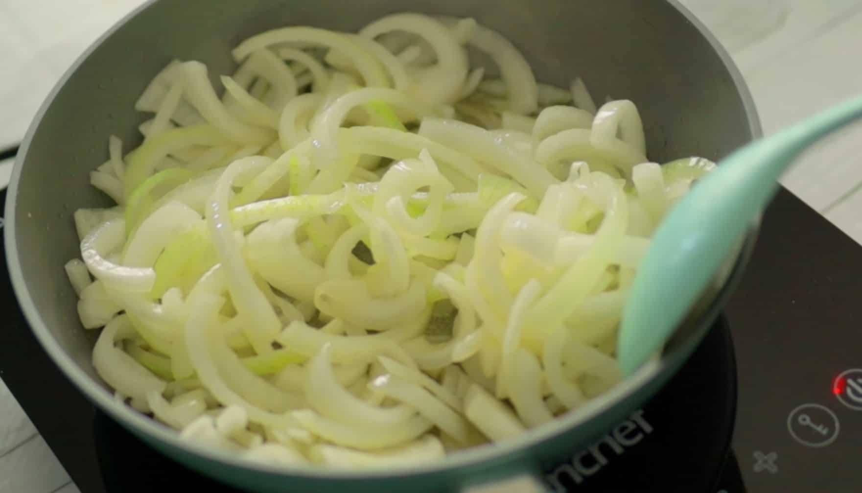 Arabic Beef Stew (Kebab Halla) With White Rice Arabic Food Tips